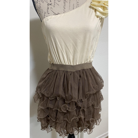 Windsor Dress Womens Large Cream Brown One Shoulder Ruffle Tulle Party Y2K - Picture 4 of 14